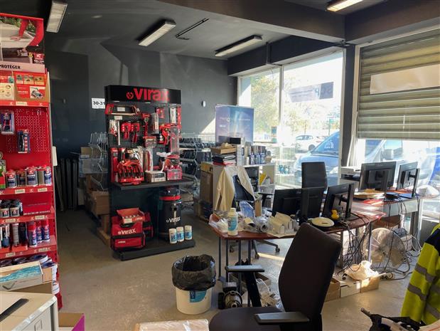 Local d'activités Location 06700 ST LAURENT DU VAR