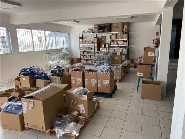 Local d'activités Location 06700 ST LAURENT DU VAR