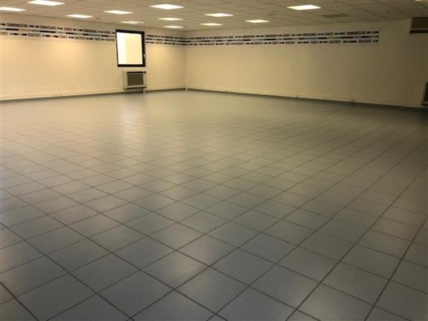 Local d'activités Location 06510 CARROS