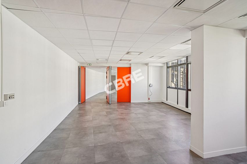 Bureau Location 78180 MONTIGNY LE BRETONNEUX 15 PLACE GEORGES POMPIDOU