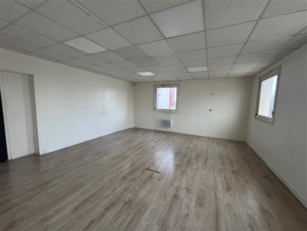 Local d'activités Location 95540 MERY SUR OISE