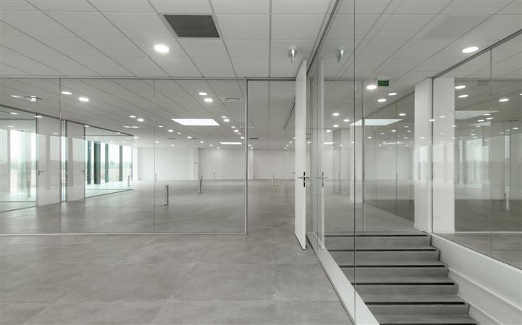 Local d'activités Location 77990 LE MESNIL AMELOT