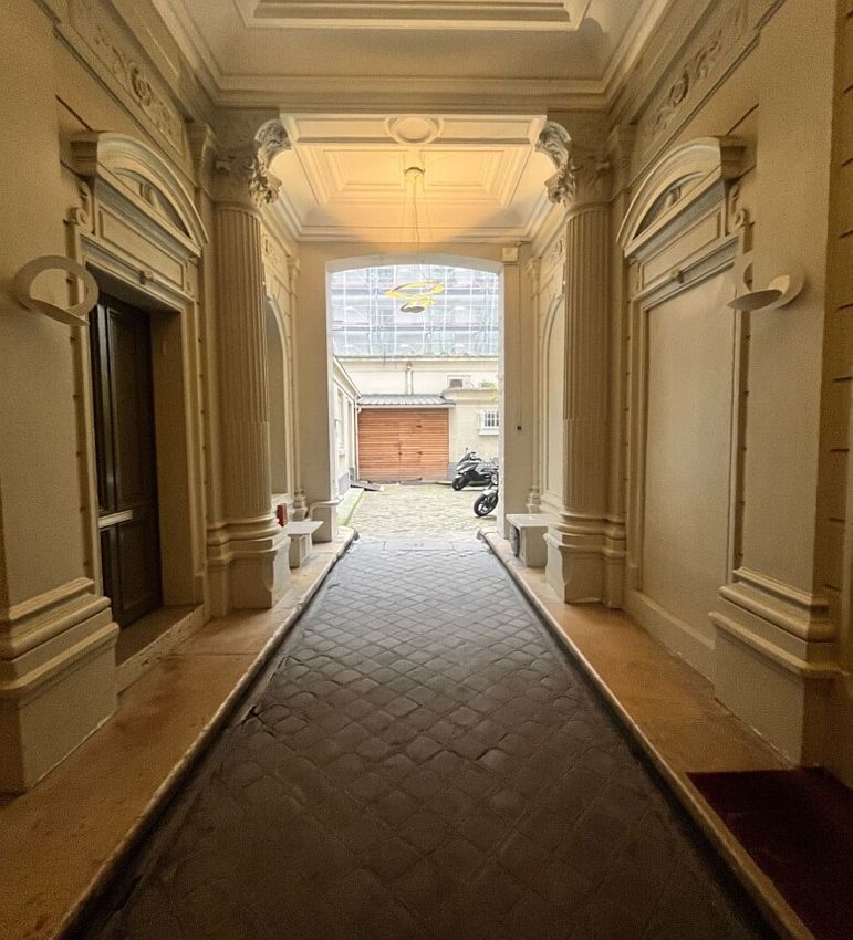 Bureau Location 75002 PARIS 19 RUE DU 4 SEPTEMBRE