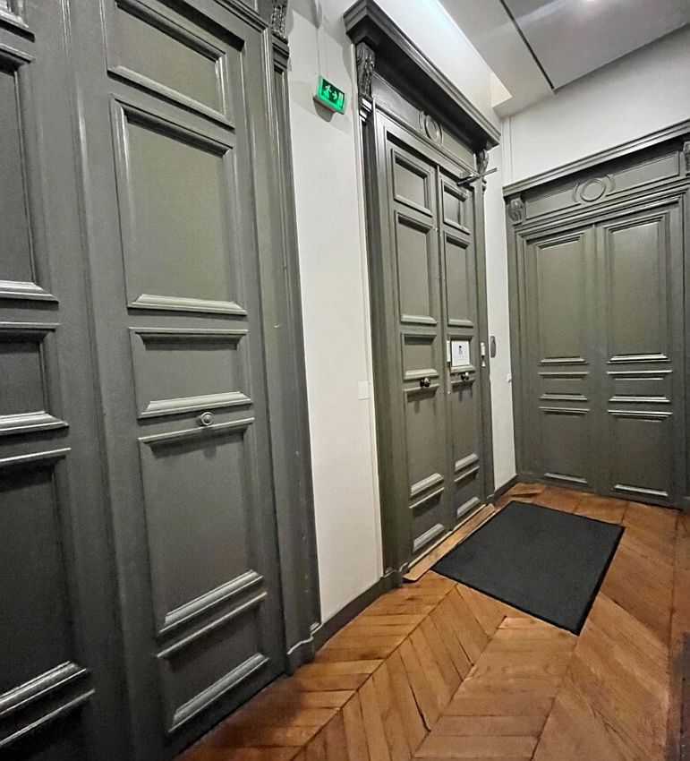 Bureau Location 75002 PARIS 19 RUE DU 4 SEPTEMBRE