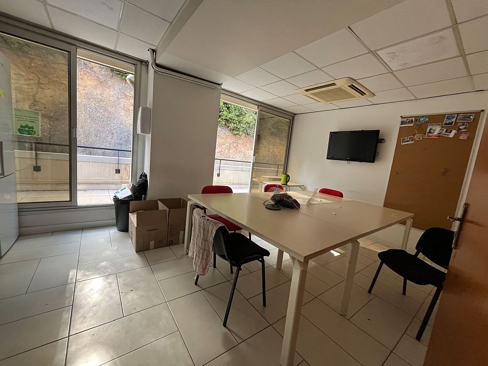 Bureau Location 06200 NICE