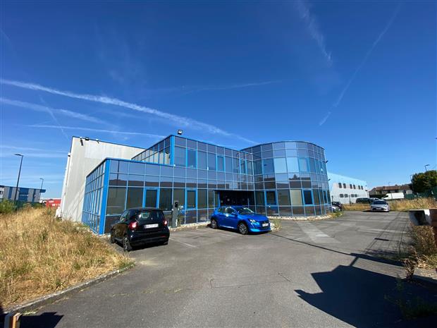 Local d'activités Vente/Location 91830 LE COUDRAY MONTCEAUX