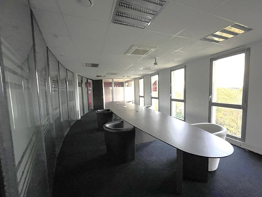 Bureau Vente/Location 44800 ST HERBLAIN 4 RUE EDITH PIAF