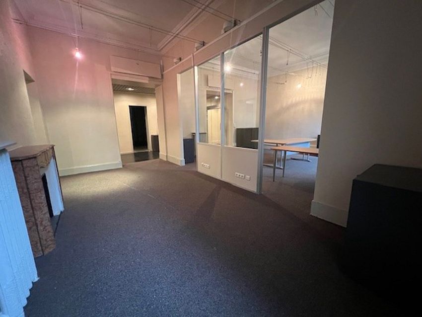 Bureau Location 06000 NICE