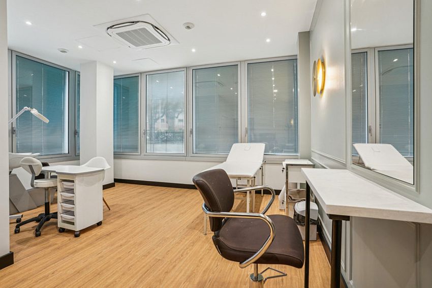 Bureau Location 92200 NEUILLY SUR SEINE 52 BOULEVARD DU PARC
