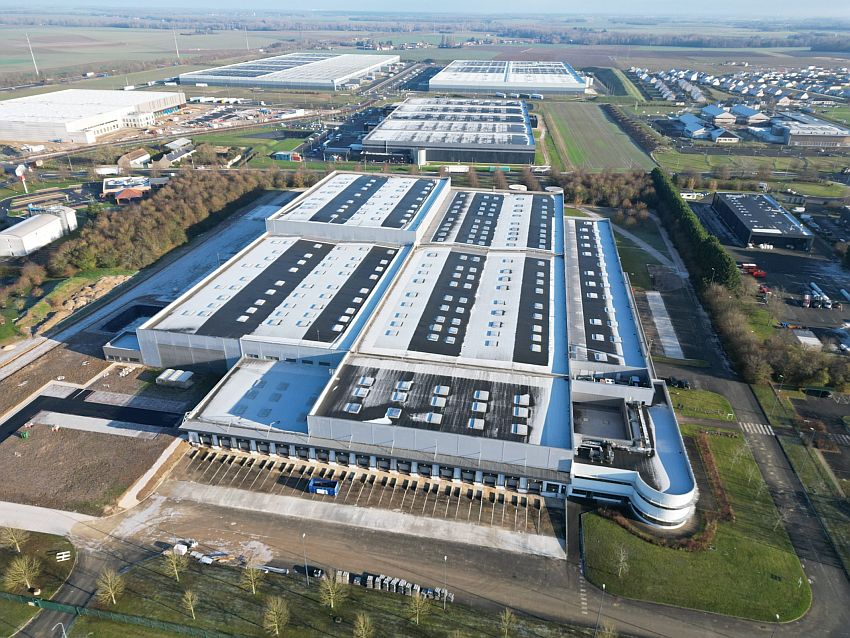 Entrepôt / Local d'activités Location 45130 MEUNG SUR LOIRE