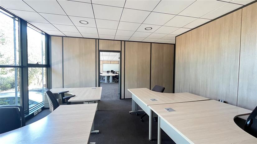 Bureau Location 06410 BIOT