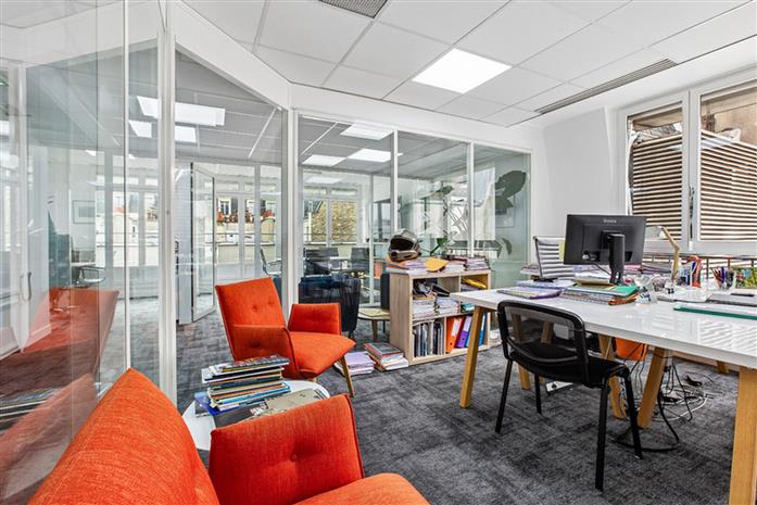Bureau Location 75008 PARIS 28 RUE CAMBACERES