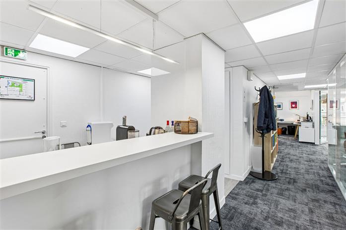 Bureau Location 75008 PARIS 28 RUE CAMBACERES