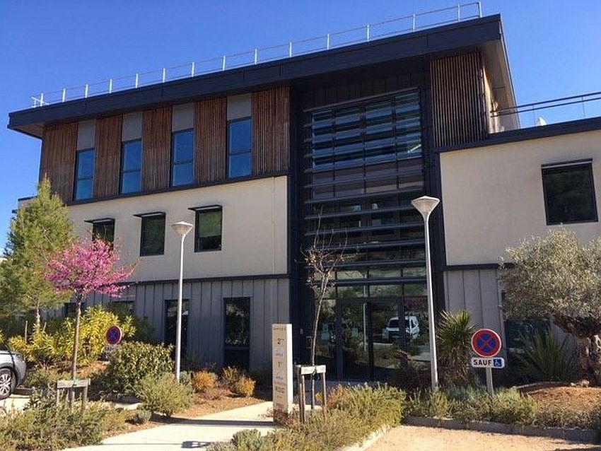 Chargement de l'image...