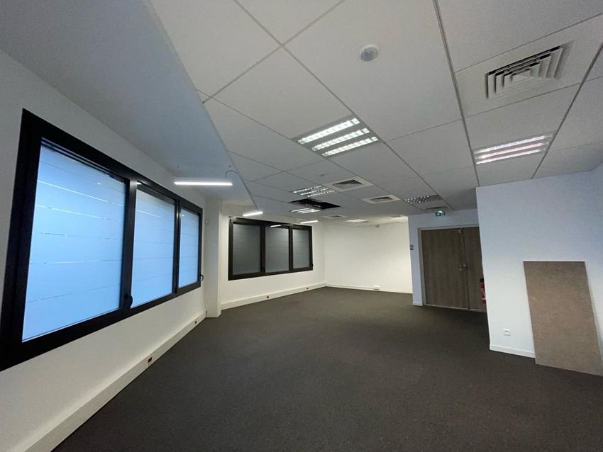 Bureau Location 33300 BORDEAUX 16 RUE BOILEAU