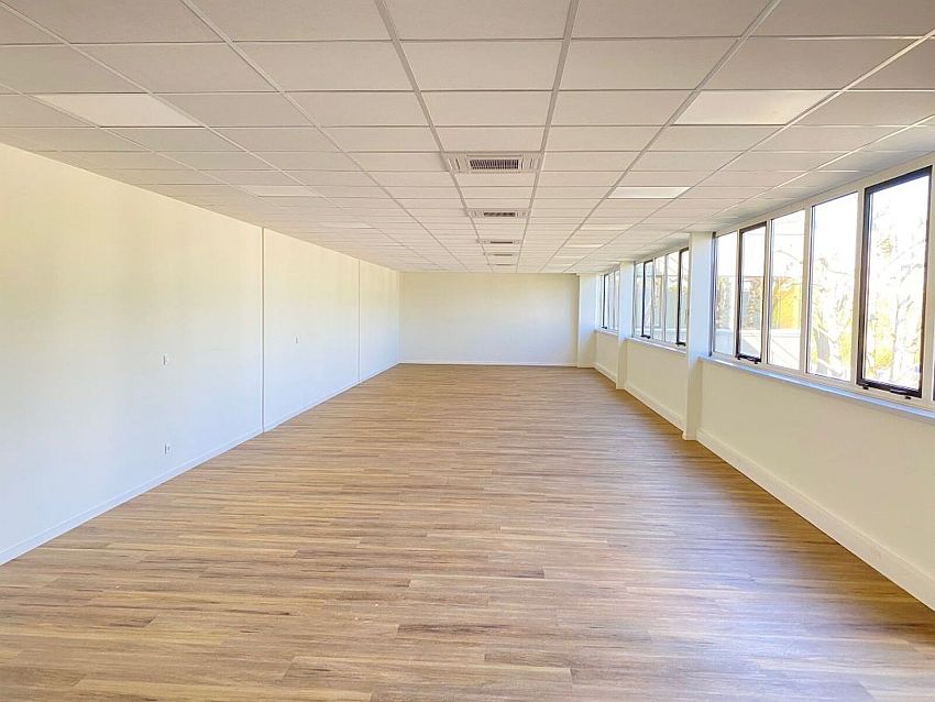 Local d'activités Location 77400 ST THIBAULT DES VIGNES