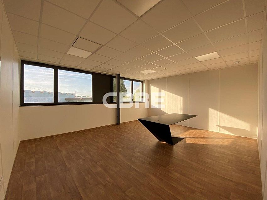 Local d'activités Location 33700 MERIGNAC 12 RUE FARADAY