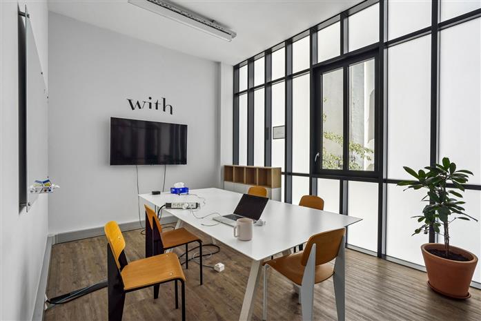 Bureau Location 75017 PARIS 8 RUE HELENE