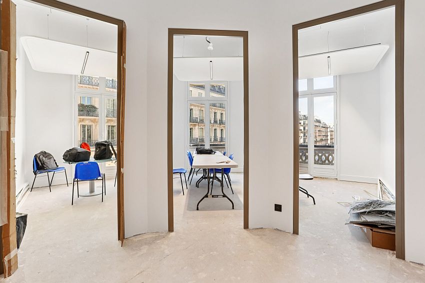 Bureau Location 75009 PARIS 2 PLACE D'ESTIENNE D'ORVES