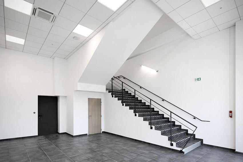 Entrepôt / Local d'activités Location 95140 GARGES LES GONESSE