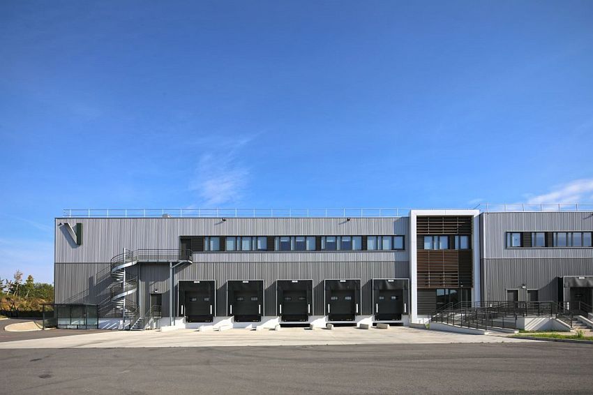 Entrepôt / Local d'activités Location 95140 GARGES LES GONESSE