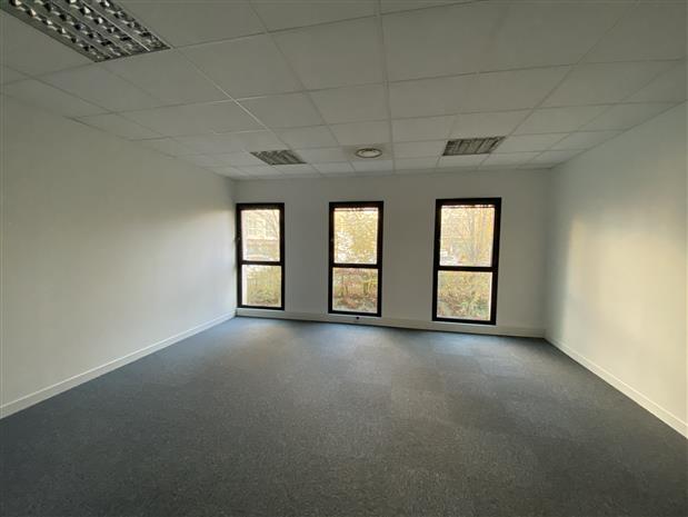 Bureau Location 35700 RENNES 12K RUE DU PATIS TATELIN