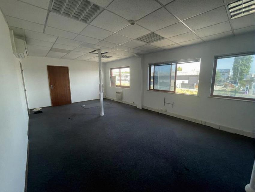 Local d'activités Location 77100 MEAUX