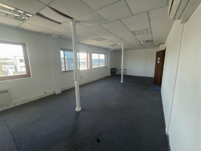 Local d'activités Location 77100 MEAUX