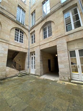 Bureau Location 33000 BORDEAUX 9 COURS DU CHAPEAU ROUGE