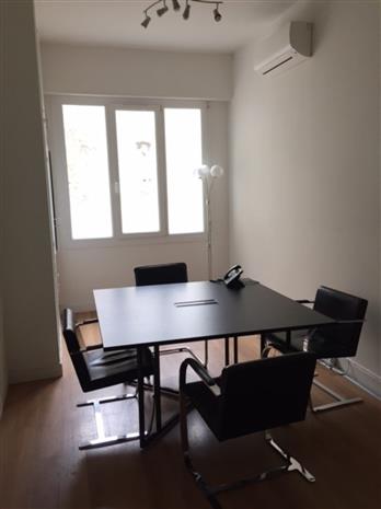 Bureau Location 33000 BORDEAUX 73 QUAI DES CHARTRONS