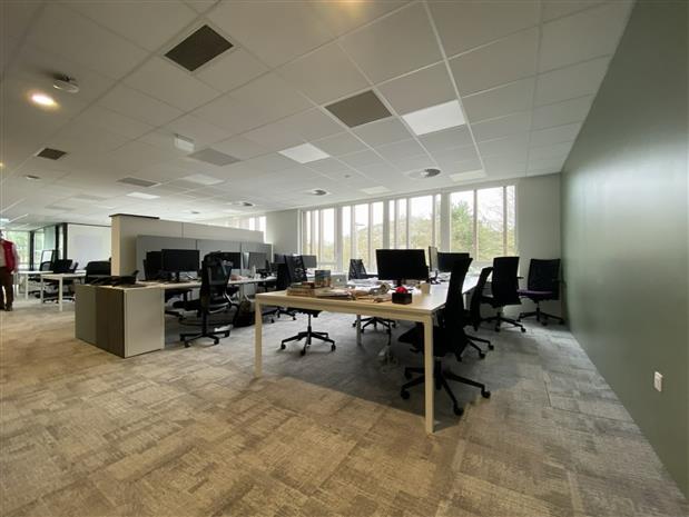 Bureau Location 59290 WASQUEHAL