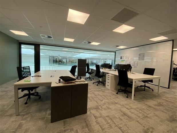 Bureau Location 59290 WASQUEHAL