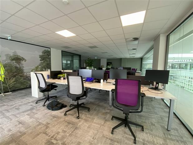 Bureau Location 59290 WASQUEHAL