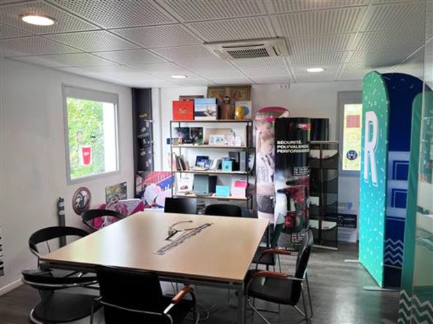Local d'activités Location 78190 TRAPPES