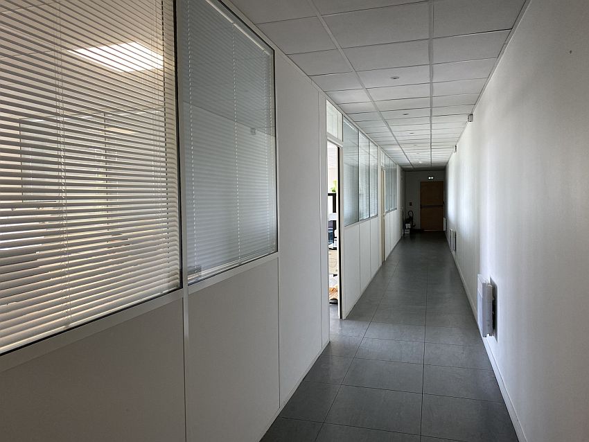 Local d'activités Location 77380 COMBS LA VILLE