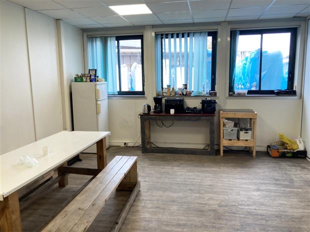 Local d'activités Location 45140 INGRE