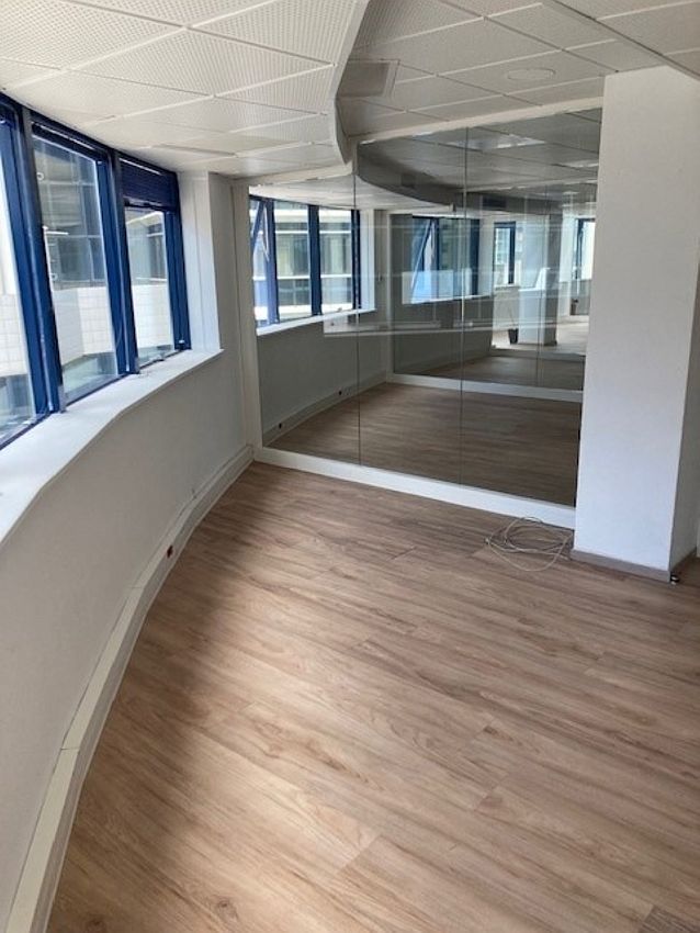 Bureau Location 06200 NICE