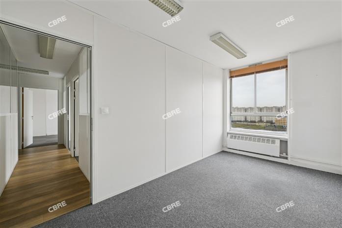 Bureau Location 75018 PARIS