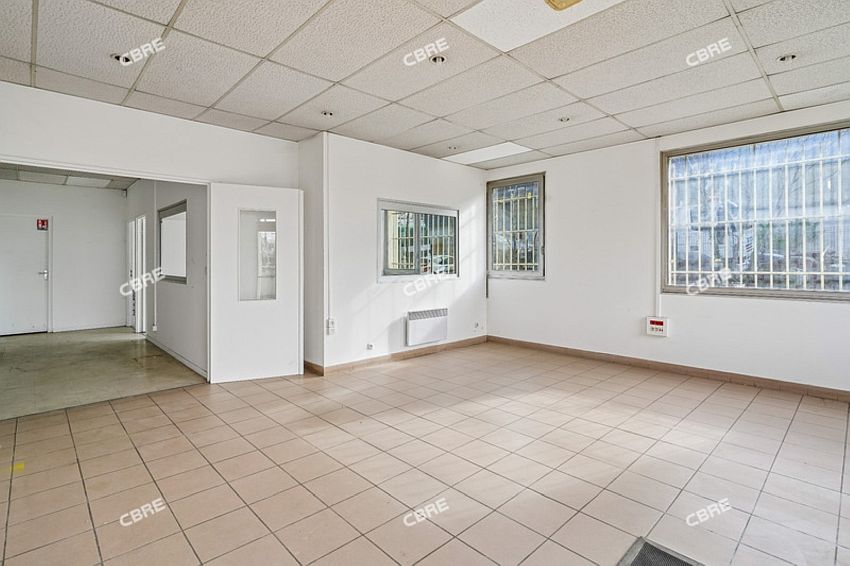 Local d'activités Location 91230 MONTGERON