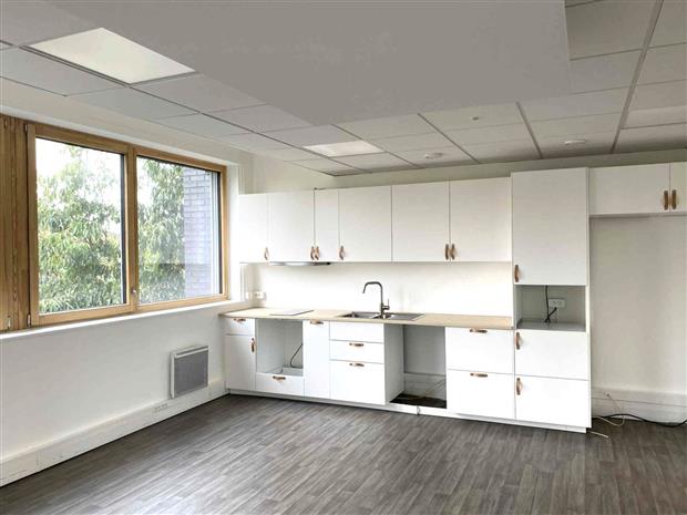 Bureau Location 59290 WASQUEHAL