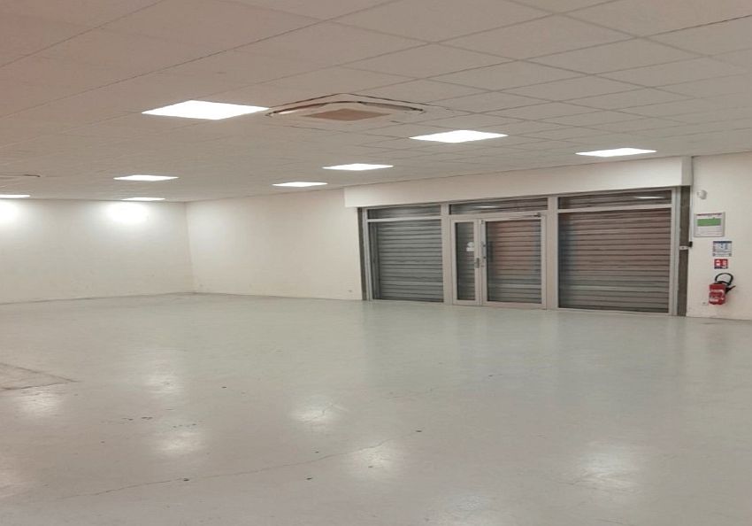 Local d'activités Location 31100 TOULOUSE