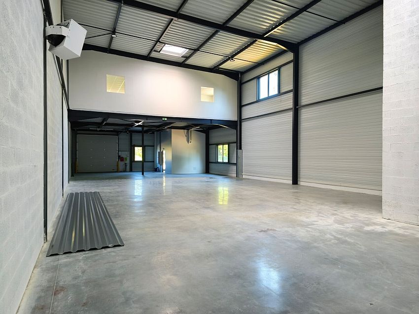 Local d'activités Vente 78530 BUC