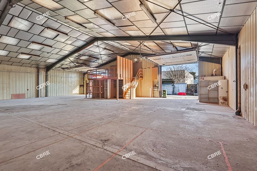 Local d'activités Location 33600 PESSAC