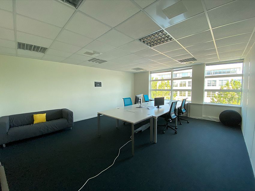 Bureau Location 35000 RENNES 2 ALLEE MARIE BERHAUT