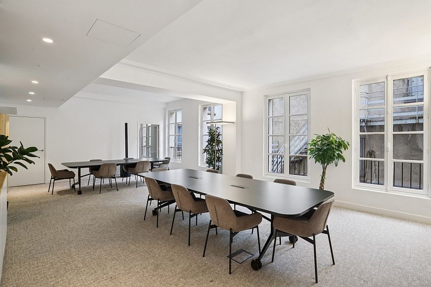 Bureau Location 75009 PARIS 46BIS PASSAGE JOUFFROY