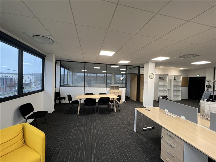 Bureau Location 69760 LIMONEST 185 ALLEE DES FRENES