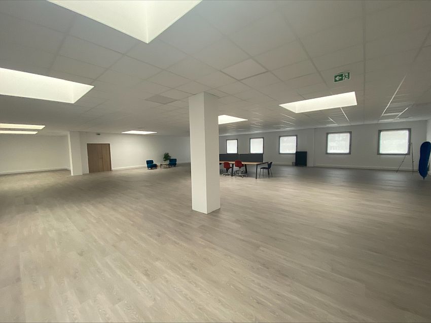 Local d'activités Location 91090 LISSES