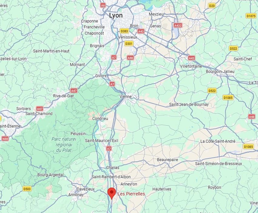 Entrepôt / Local d'activités Location 26240 BEAUSEMBLANT