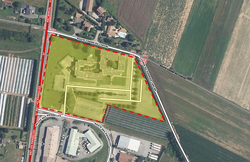 Entrepôt / Local d'activités Location 26240 BEAUSEMBLANT