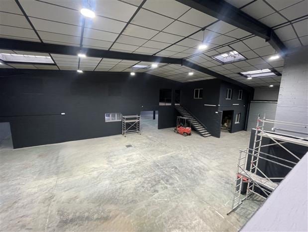 Local d'activités Vente/Location 91700 STE GENEVIEVE DES BOIS